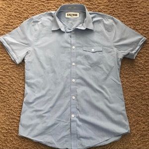 Express fitted button up.